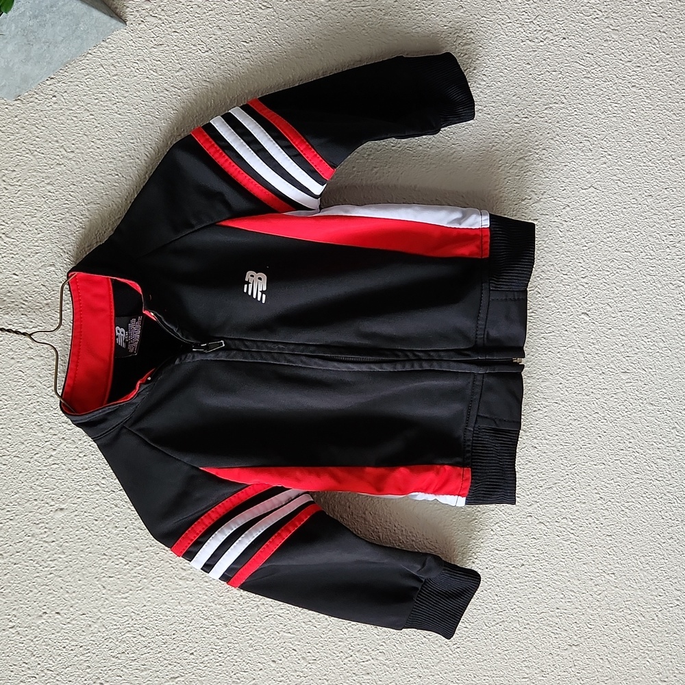 New Balance Zipper Track Jacket Size 24 M Black, Red, White